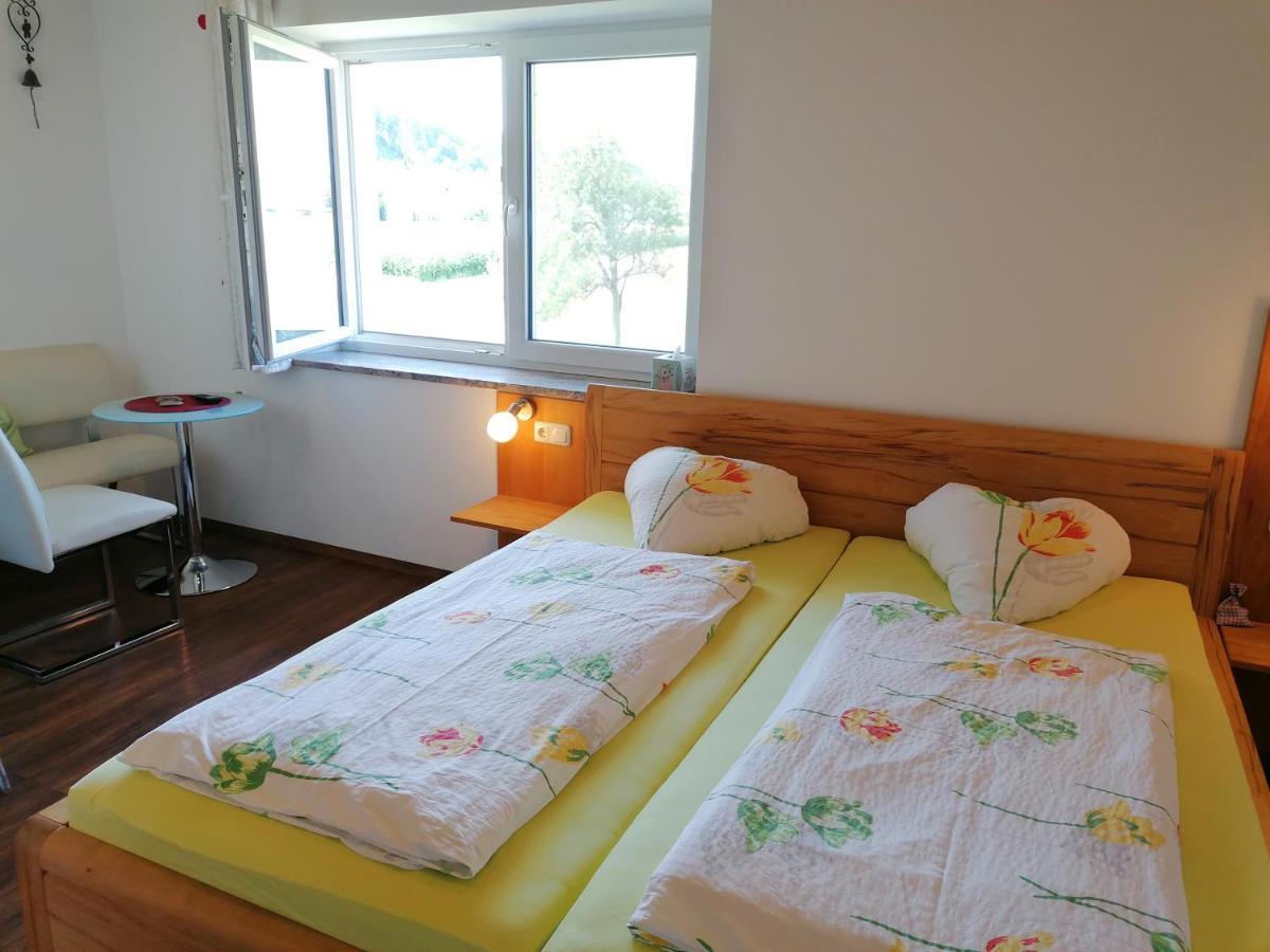 Peterseil'S Radl Zimmer 마테우젠 외부 사진